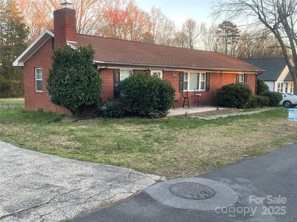 213 Crowell Ave, Albemarle, NC 28001