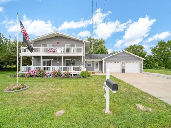 3443 Geneva Hwy, Manitou Beach, MI 49253