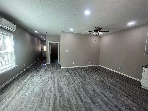 2nd image of 6282 Adelbert Dr
