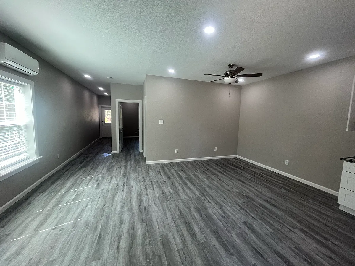 Building Photo - 6282 Adelbert Dr