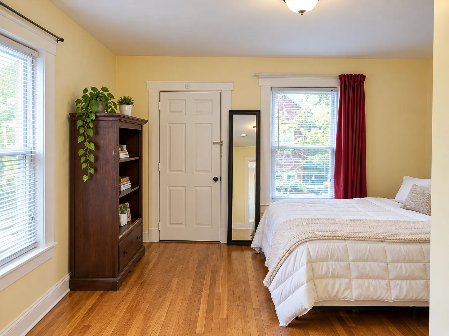 2 bed, 1200 sqft, $1,575 — Photo 4