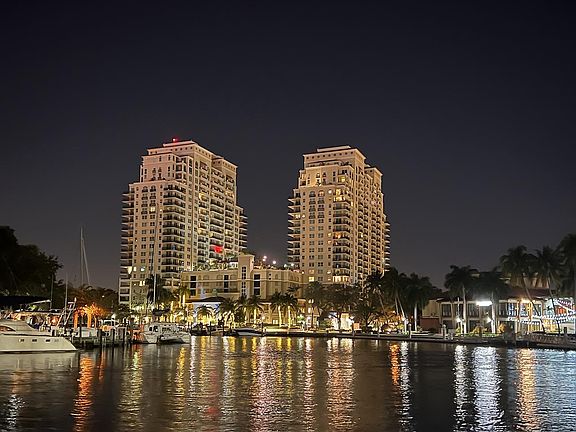 2nd image of 610 W Las Olas Blvd #1112