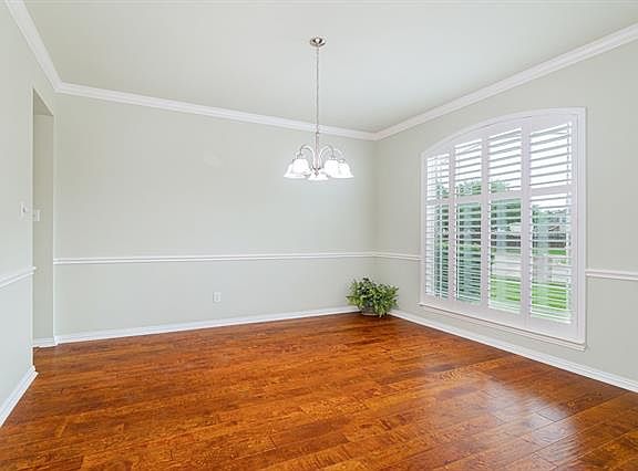 5th image of 4613 Southpointe Dr
