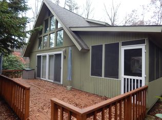 263 Tanglewood Dr, Pocono Pines, PA 18350