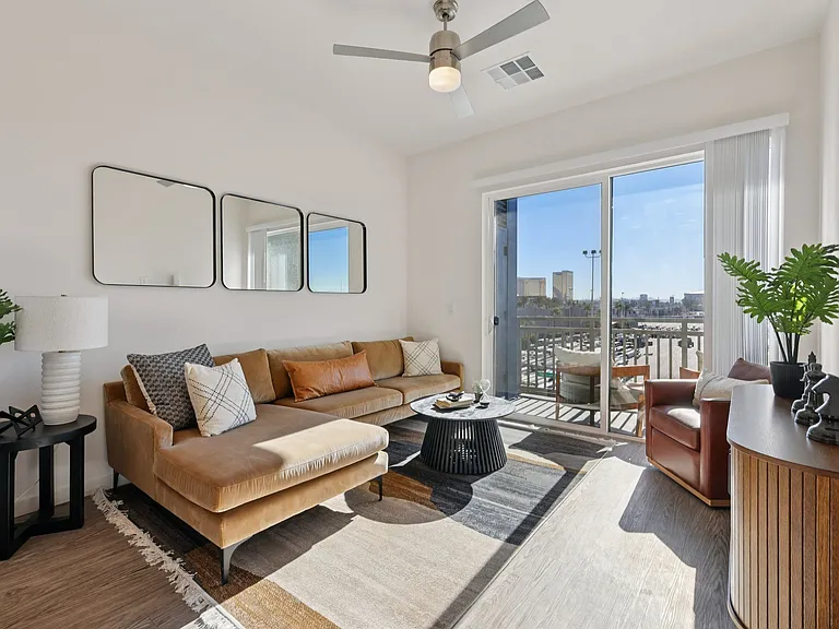 Lura Vegas Apartments — Photo 31
