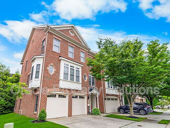 3rd image of 9701 Mossy Bark Ln
