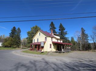 39 Pleasant St, Rangeley, ME 04970