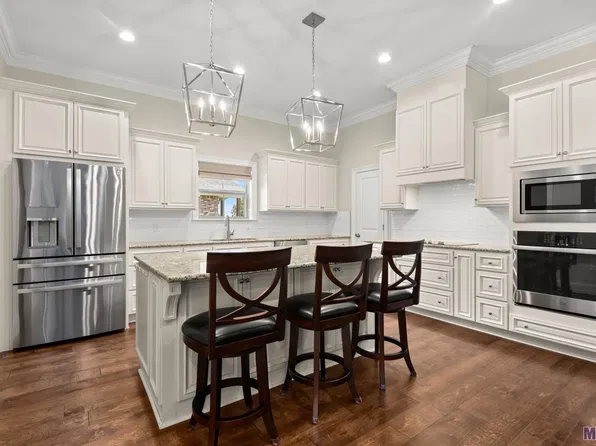 14084 Della Marchand Rd, Gonzales, LA 70737