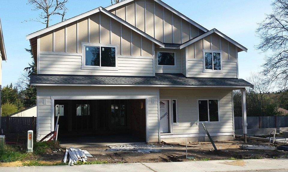1st image of 1098 NE Millwood Ct
