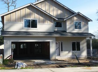 1098 NE Millwood Ct, Bremerton, WA 98311