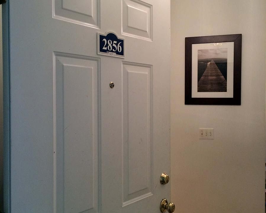 entrance2