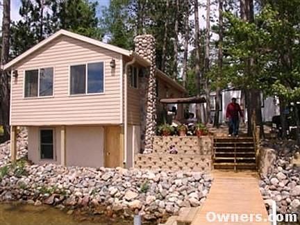 Cabin on Lakefront