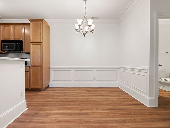 4th image of 901 Canenaugh Dr APT 108