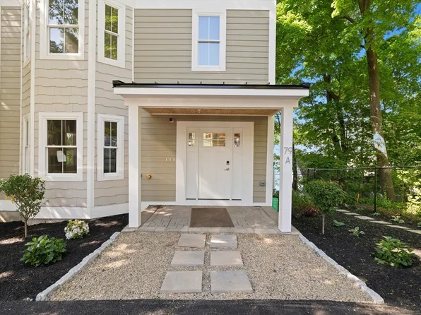 79-79R Sheridan St #2, Jamaica Plain, MA 02130