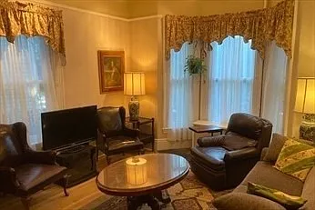 2 bed, 2.5 bath, 1476 sqft, $4,900 — Photo 2