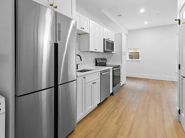 31 Hope St #104 — Photo 4