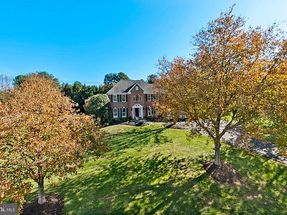 3rd image of 15009 Whitetail Way