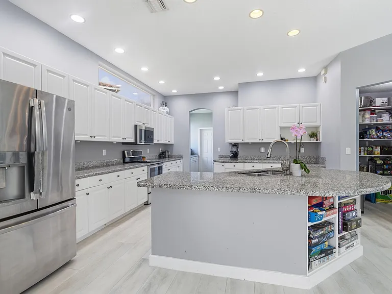 11585 SW Fieldstone Way — Photo 12