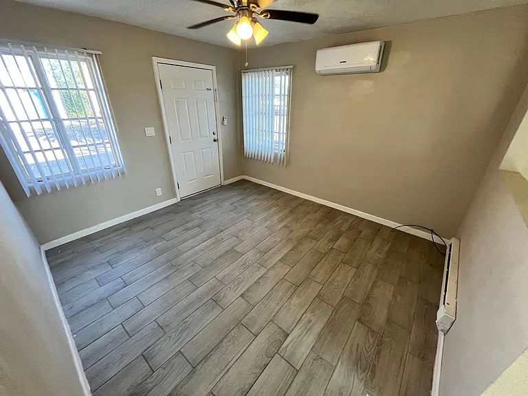 220 E Fort Lowell Rd — Photo 17