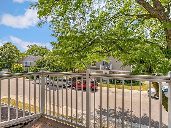 4th image of 455 Kennedy Pl Unit 455