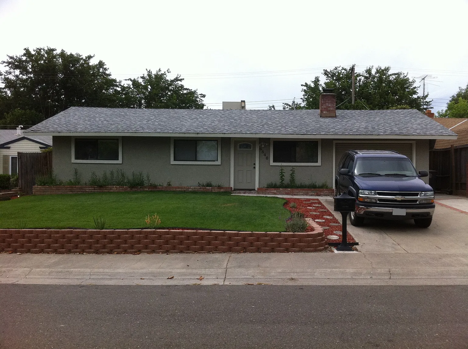 6840 Treebine Ave photo 1