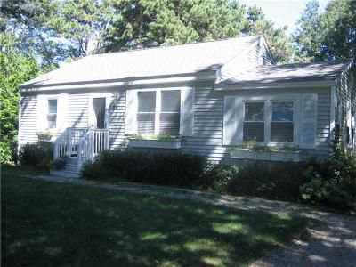 26 Baxter St, Charlestown, RI, 02813
