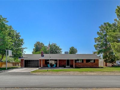 3765 Berkeley St, Logandale, NV, 89021