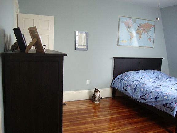 4th image of 2 Lawrence St #2