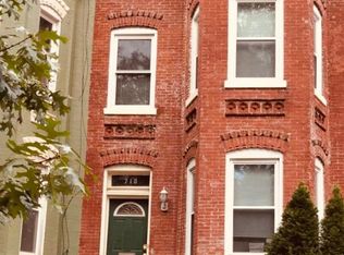 710 7th St NE, Washington, DC 20002