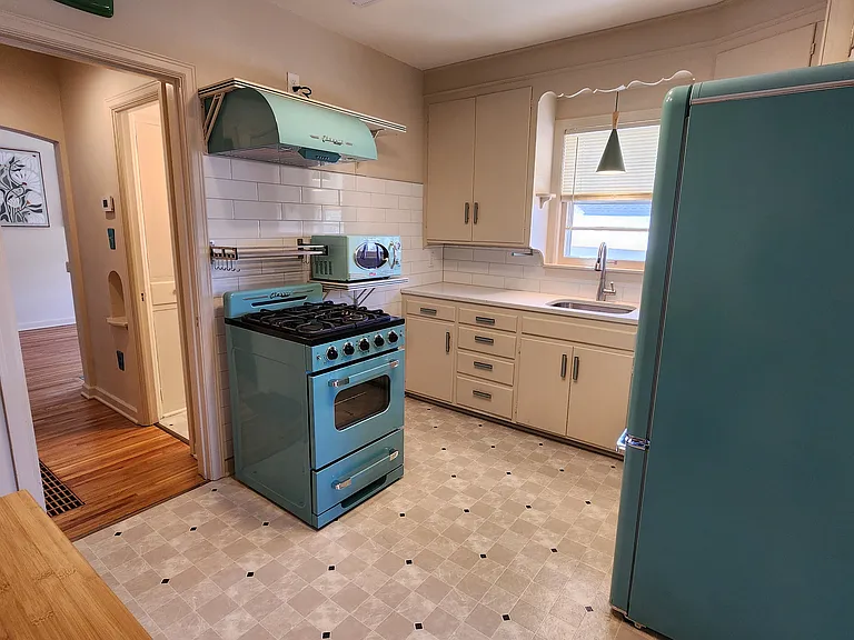 3444 E Douglas Ave #5 — Photo 8
