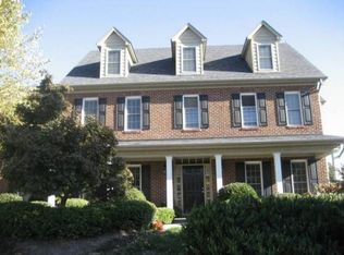 1816 Highlands Cove Ln, Knoxville, TN 37922