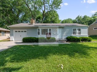 8006 W 85th St, Overland Park, KS 66212