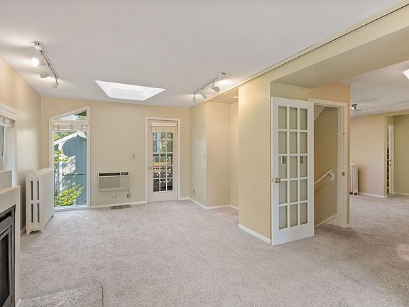 4th image of 4105 Upton Ave S #2