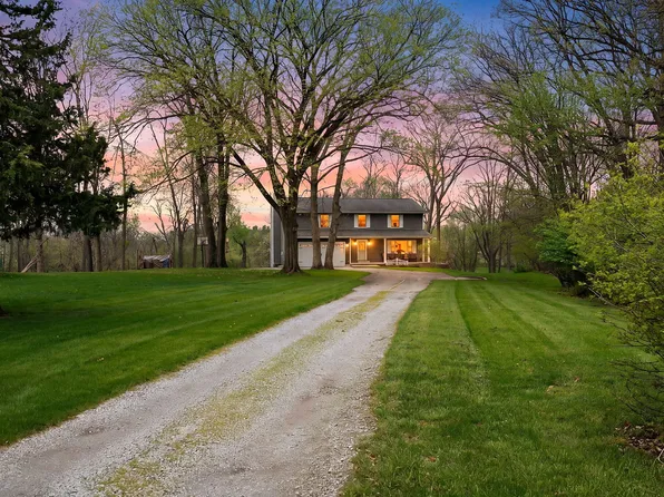 1120 Hilltop Dr, Lowell, IN 46356