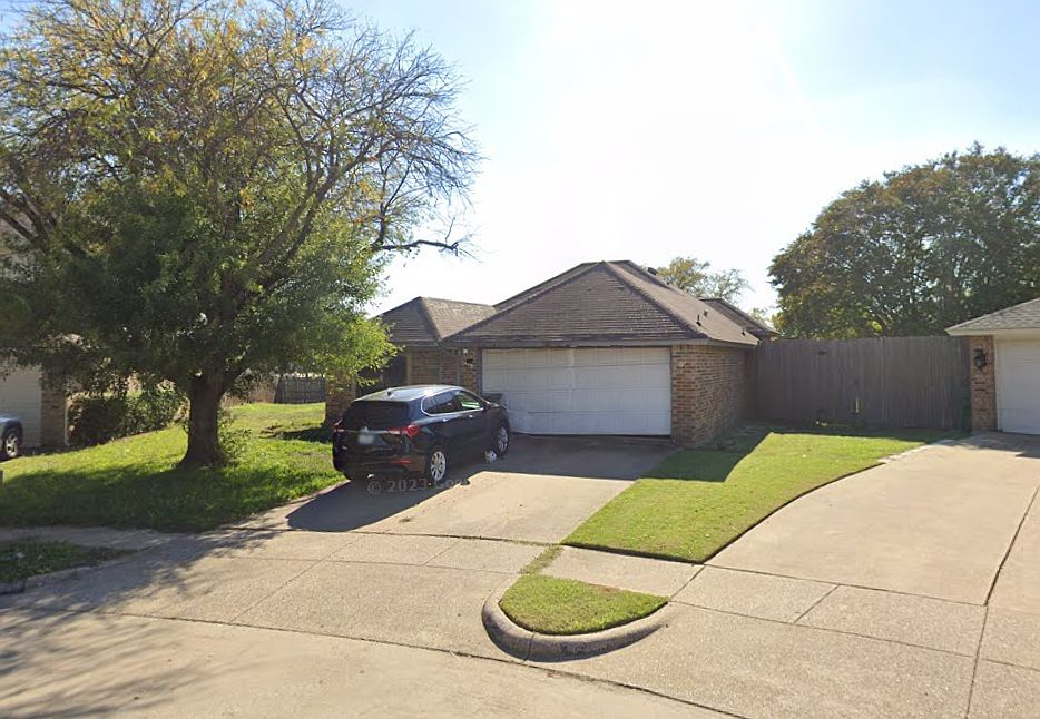 1st image of 5318 Manhassett Dr