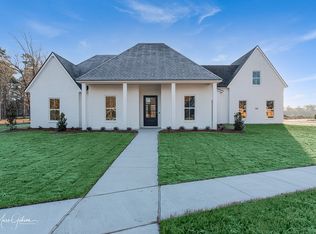 728 Julesburg Ln, Benton, LA 71006