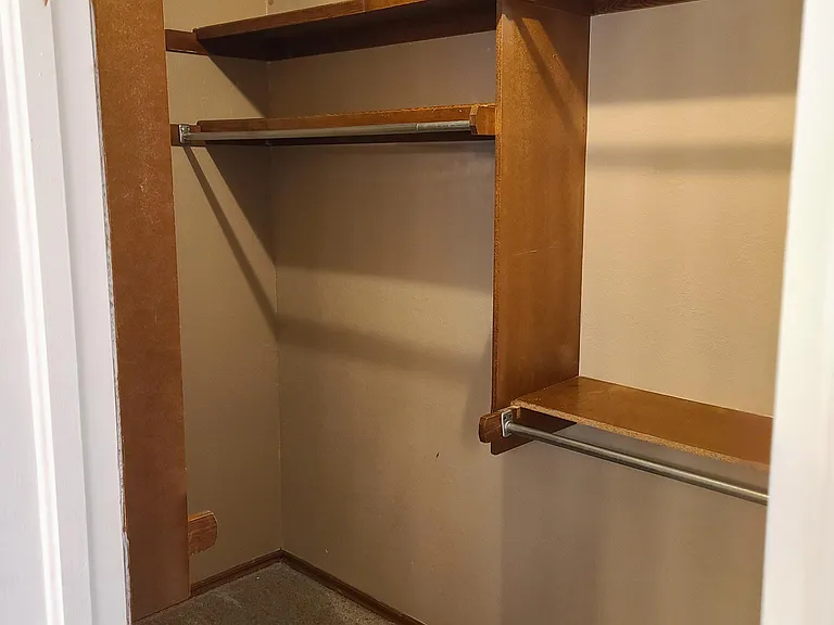Primary Suite Walk-in Closet