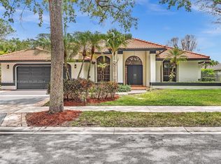 1225 Jasmine Cir, Weston, FL 33326