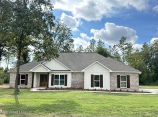221 Gracies Way, Lucedale, MS 39452