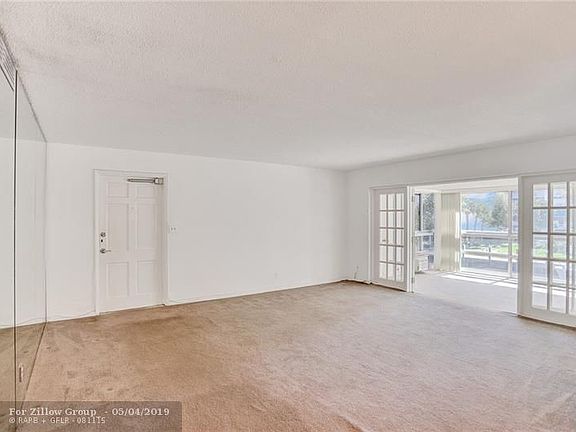 3rd image of 3090 NE 48th St APT 208