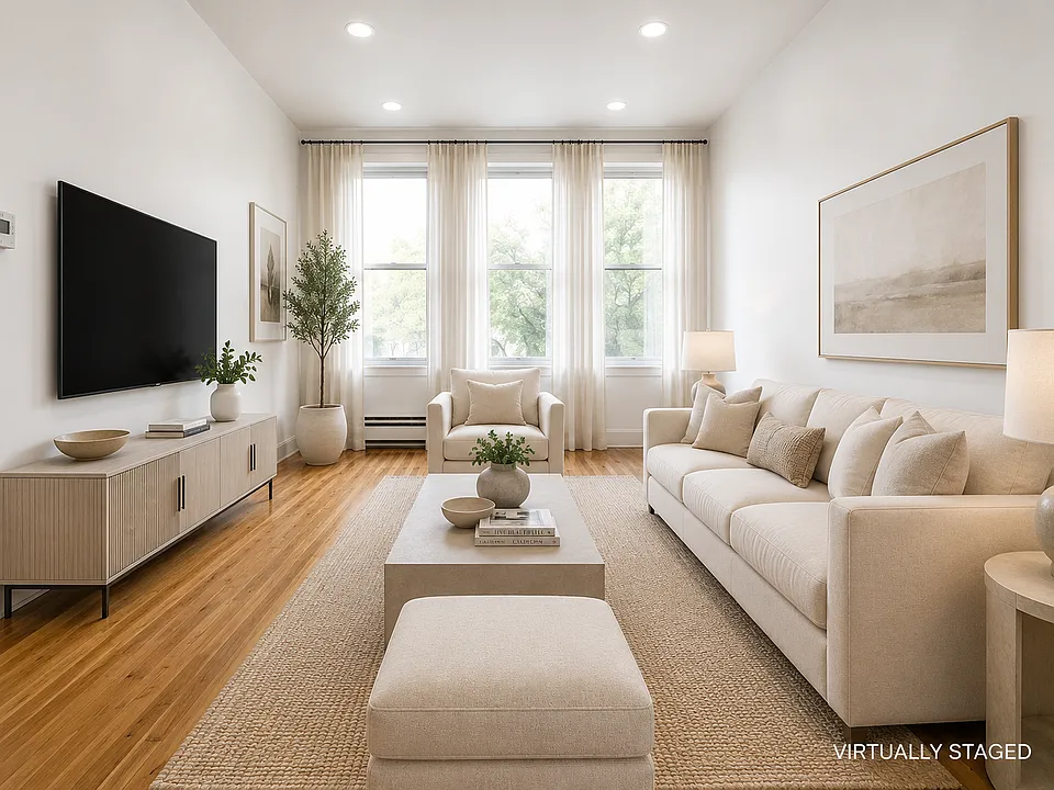 45 Moffat St #2