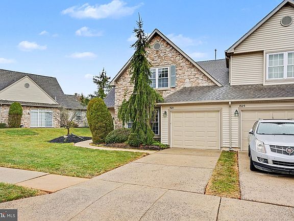 4th image of 1621 Yorktown Rd #50