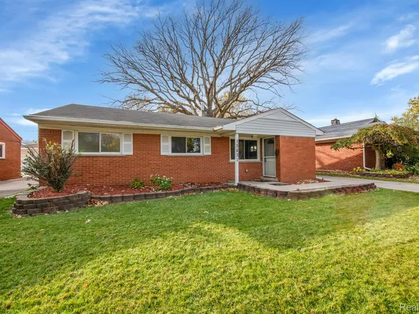 15422 Helen St, Southgate, MI 48195