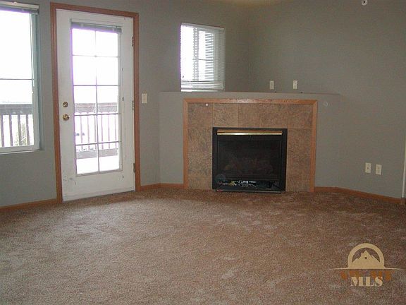 3rd image of 61 N Shore Dr APT 8