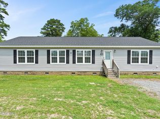 502 W Fremont St, Burgaw, NC 28425