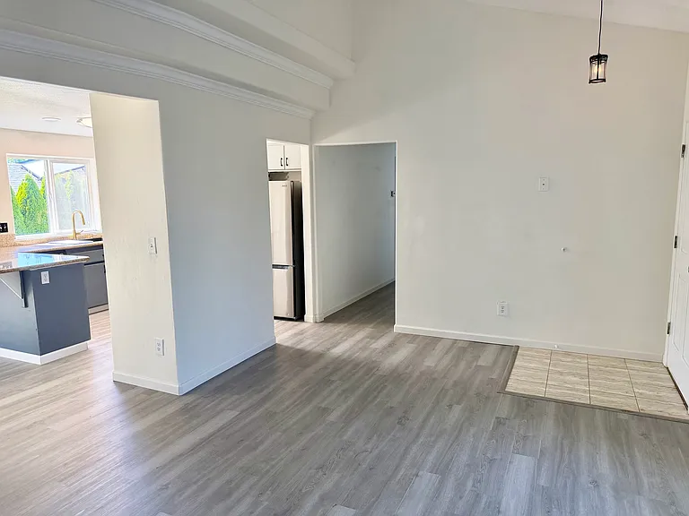 5067 Royal Ave — Photo 5