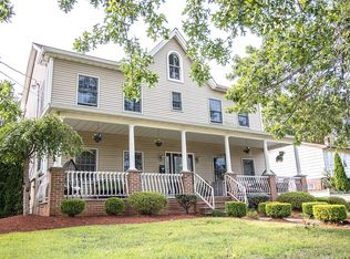 84 E Main St, Freehold, NJ 07728