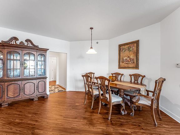 5th image of 4120 S Lake DRIVE #367