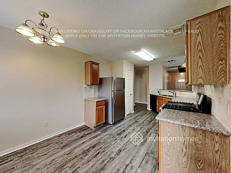 4330 Spoonbill Dr — Photo 7