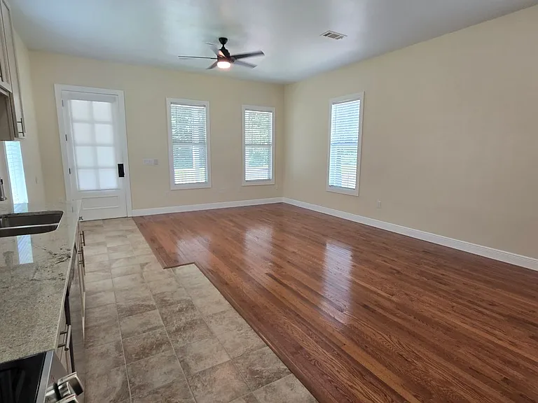 1818 Elvin Dr #B — Photo 4